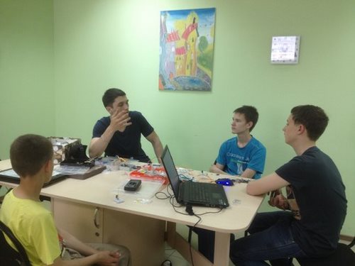 Уникум, развивающий центр робототехники и легоконструирования